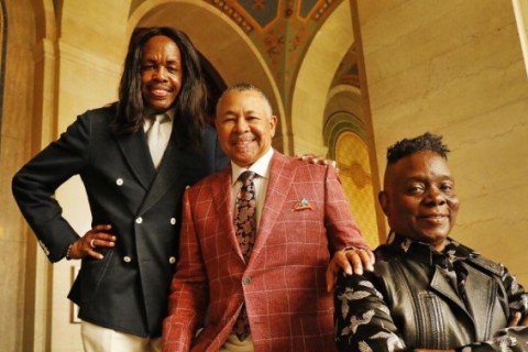EARTH, WIND & FIRE