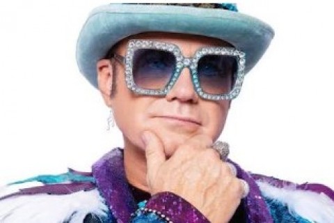 ELTON JOHN PODE VOLTAR AOS PALCOS